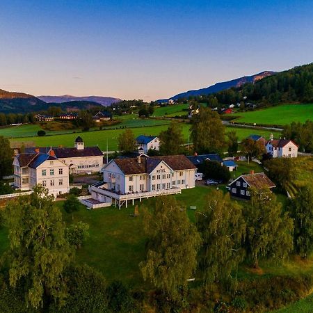 Hotel Dale-Gudbrands Gard By Frich'S Sør-Fron Exterior foto